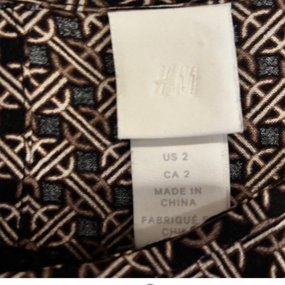 H&M Geometric Print Mini Dress – Black & Brown Long Sleeve – Size 2 - Picture 6 of 11